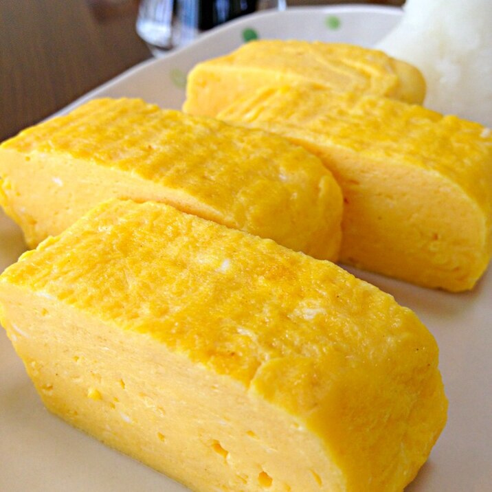 だし巻き玉子です ふんわりじゅわ ん のシアワセ味 レシピ 作り方 By ゆんゆんゅん 楽天レシピ だし巻き玉子です ふんわりじゅわ ん のシアワセ味 レシピ 作り方 By ゆんゆんゅん 楽天レシピ